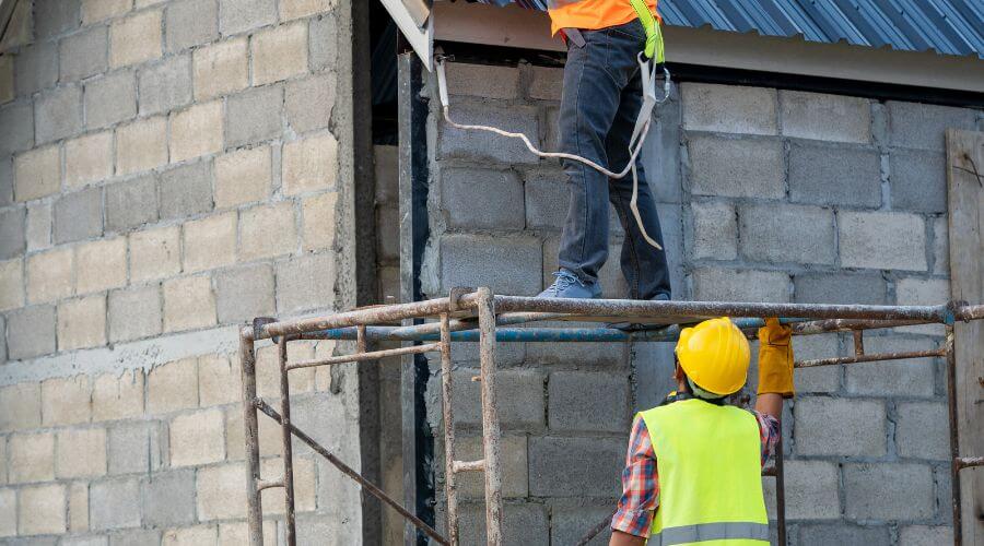 Expert top industrial roofings services in Cromwell, IN